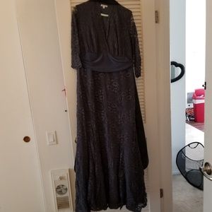 Kiyonna Formal Gown Plus Size 1 (14-16)